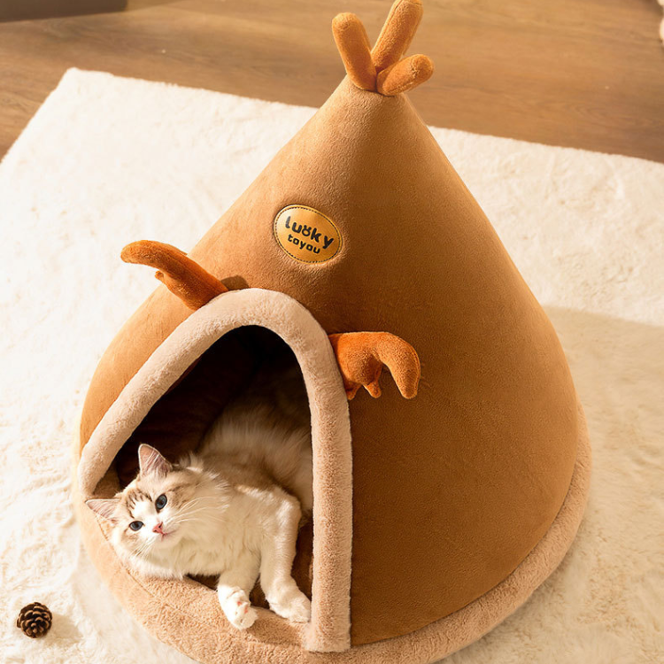 Cozy Winter Cat Bed & Dog House - Warm & Comfortable Retreat