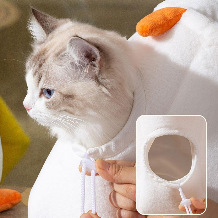 Durable Goose-Shaped Plush Cat Carrier Bag for Travel