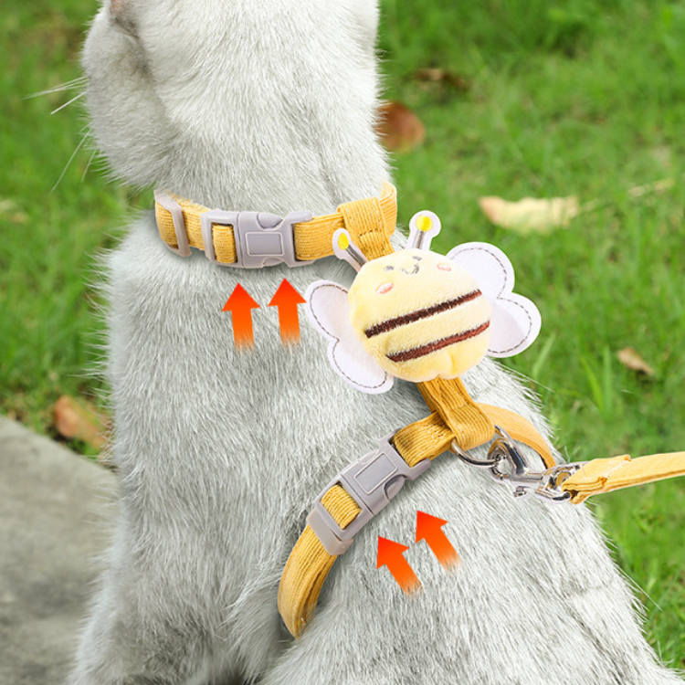 Adjustable Cartoon Bee Cat Harness & Leash Set - Fun & Safe