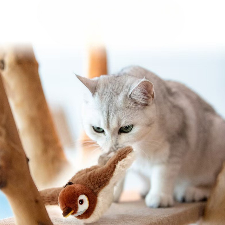Interactive Realistic Cat Toy with Feathers for Fun Playtime