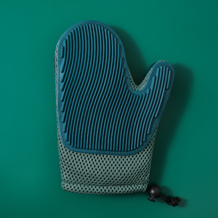 Pet Grooming Tool: Interactive Brush Gloves for Cats & Dogs
