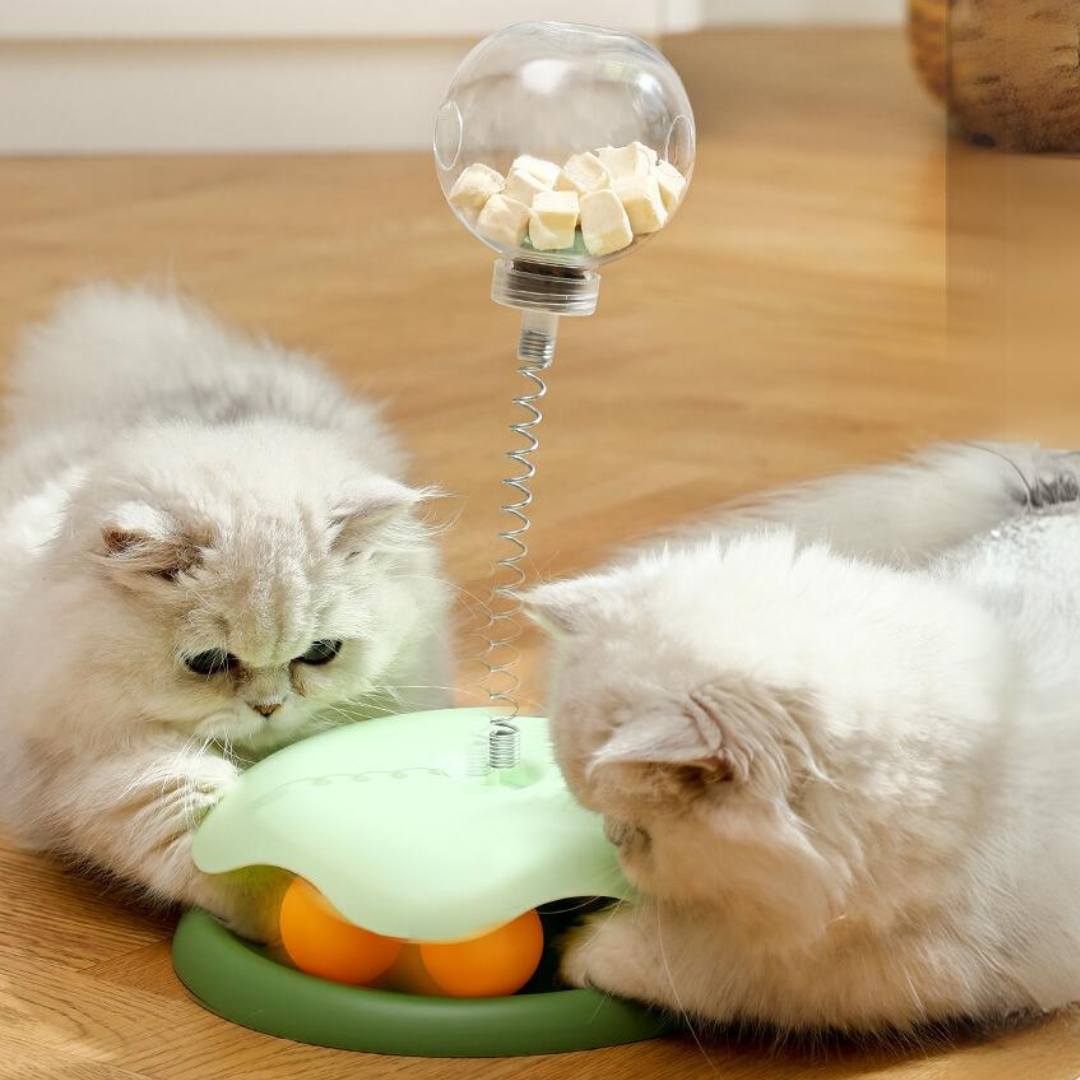 Interactive Cat Toy: Leaking Dispenser Ball for Fun Playtime