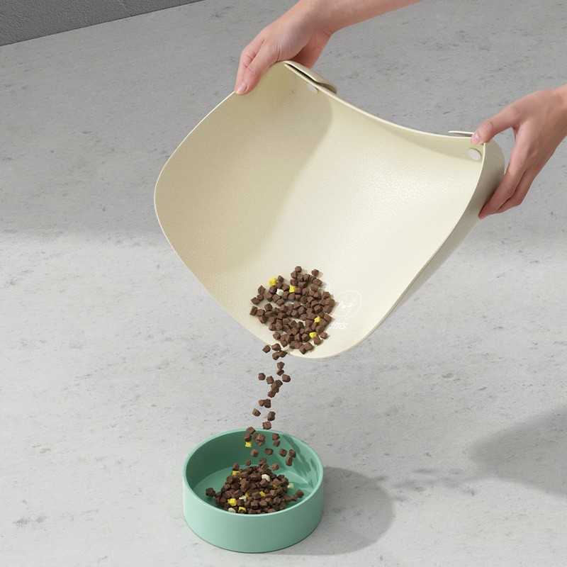 Anti-Spill Cat Bowl Mats - Durable Pet Accessory for Clean Floors