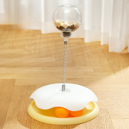 Interactive Cat Toy: Leaking Dispenser Ball for Fun Playtime