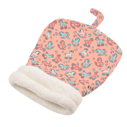Cozy Cat Cave Sleeping Bag: Warm & Comfortable Pet Accessory