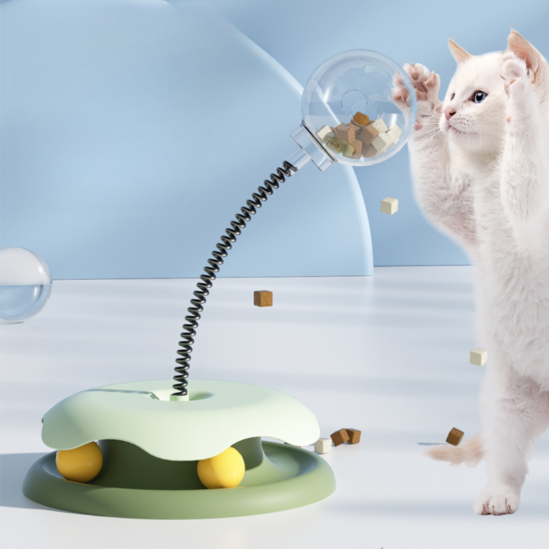 Interactive Cat Toy: Leaking Dispenser Ball for Fun Playtime