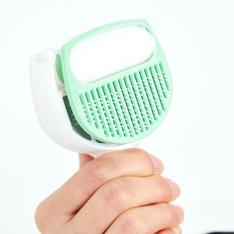Self-Slicker Pet Grooming Wipes for Easy Cleaning