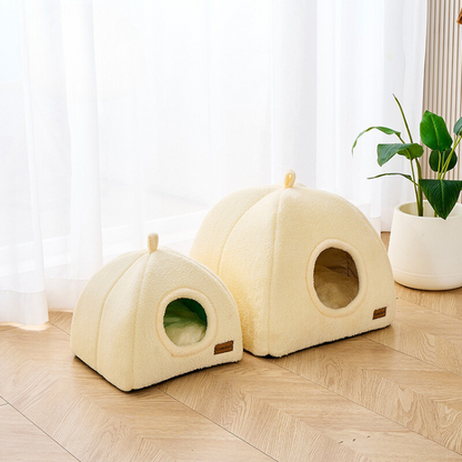 Cozy Winter Cat House Bed - Warm & Comfortable Pet Accessory