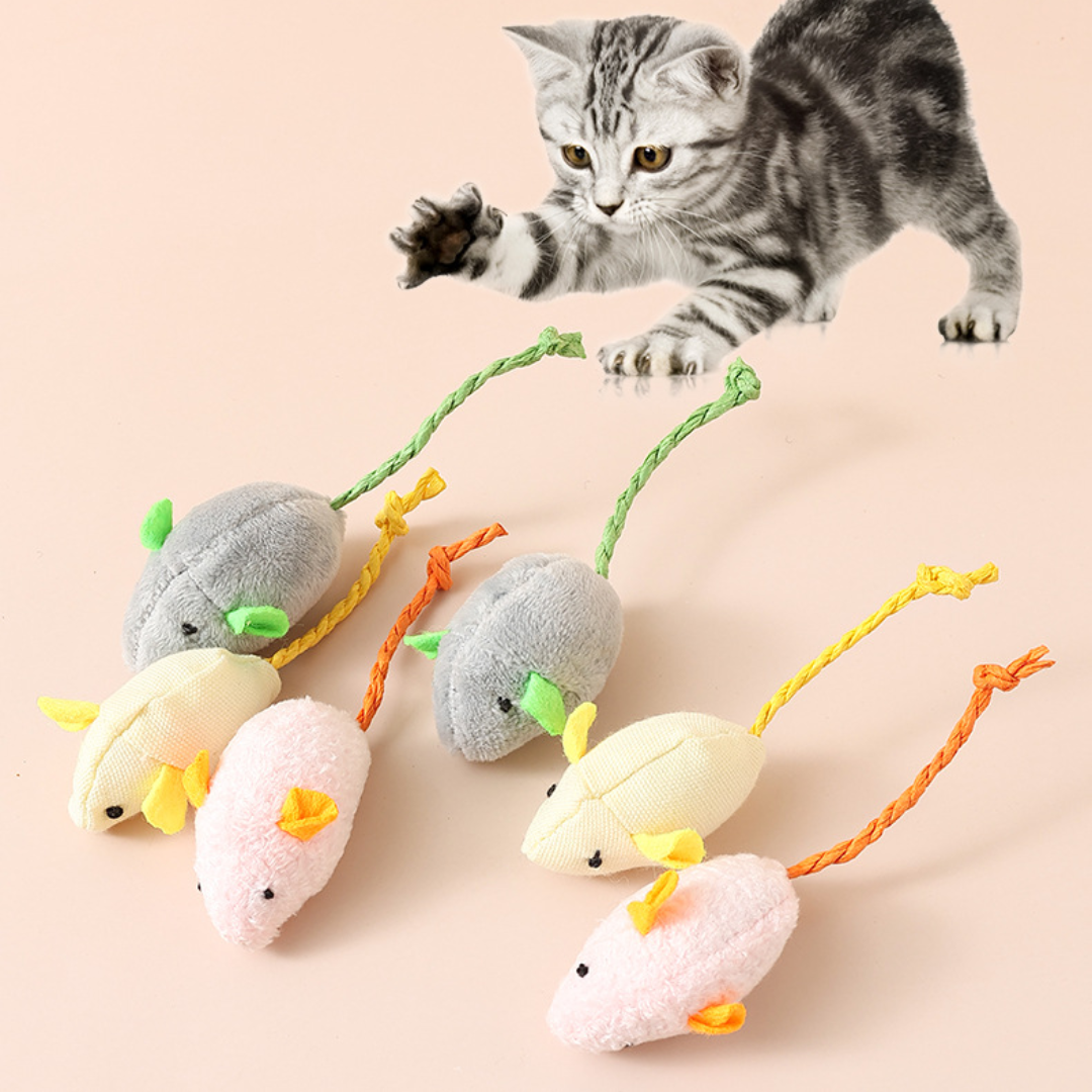 Interactive Plush Cat Toy Mouse - Fun & Durable Playtime!