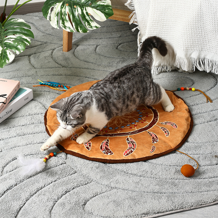 Interactive Bohemian Cat Toy with Crinkle Paper Fun