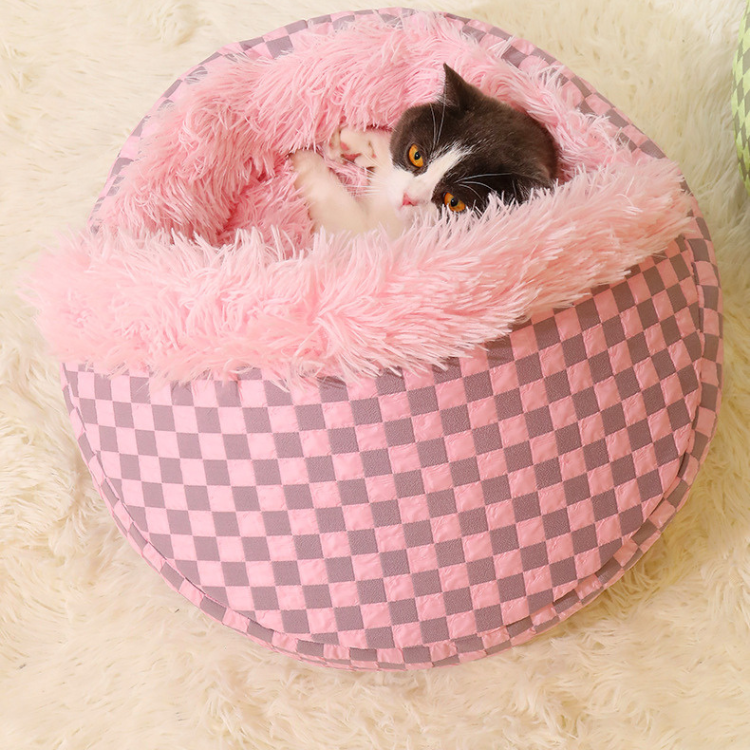 Cozy Semi-Enclosed Cat Bed for Winter Warmth & Comfort