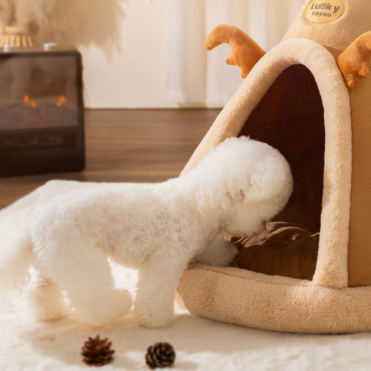 Cozy Winter Cat Bed & Dog House - Warm & Comfortable Retreat