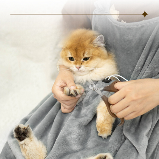 Durable Cat Grooming Apron for Easy Pet Care