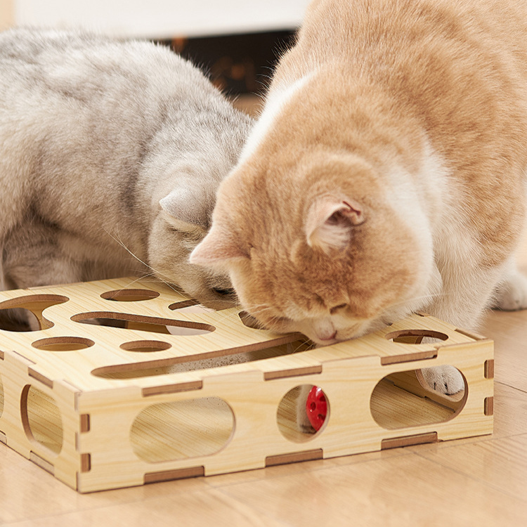 Interactive Wooden Cat Toy Maze for Engaging Playtime