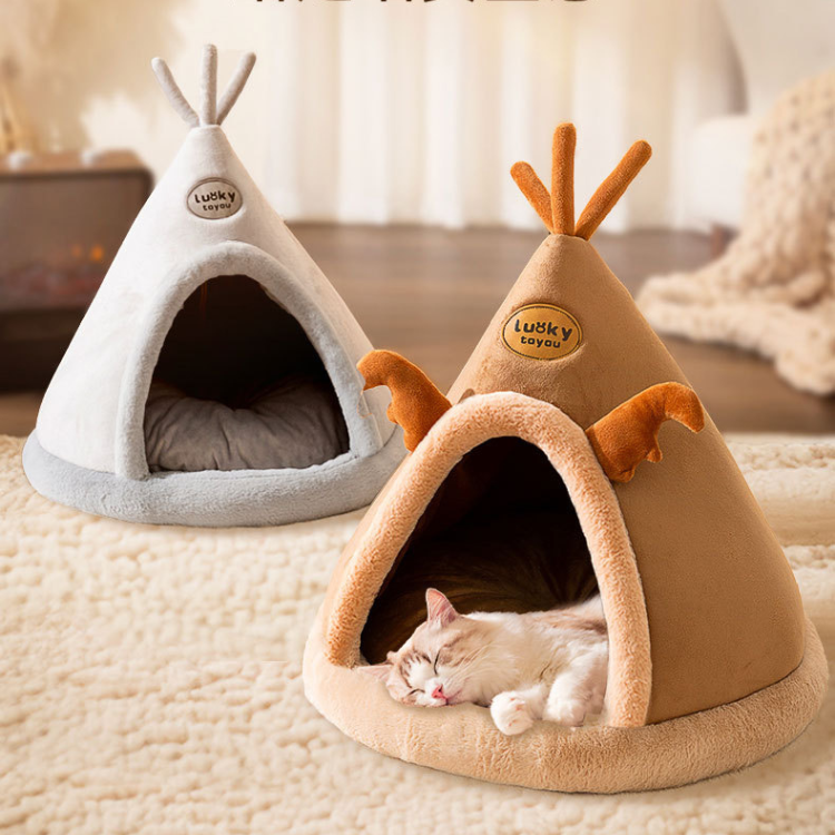 Cozy Winter Cat Bed & Dog House - Warm & Comfortable Retreat