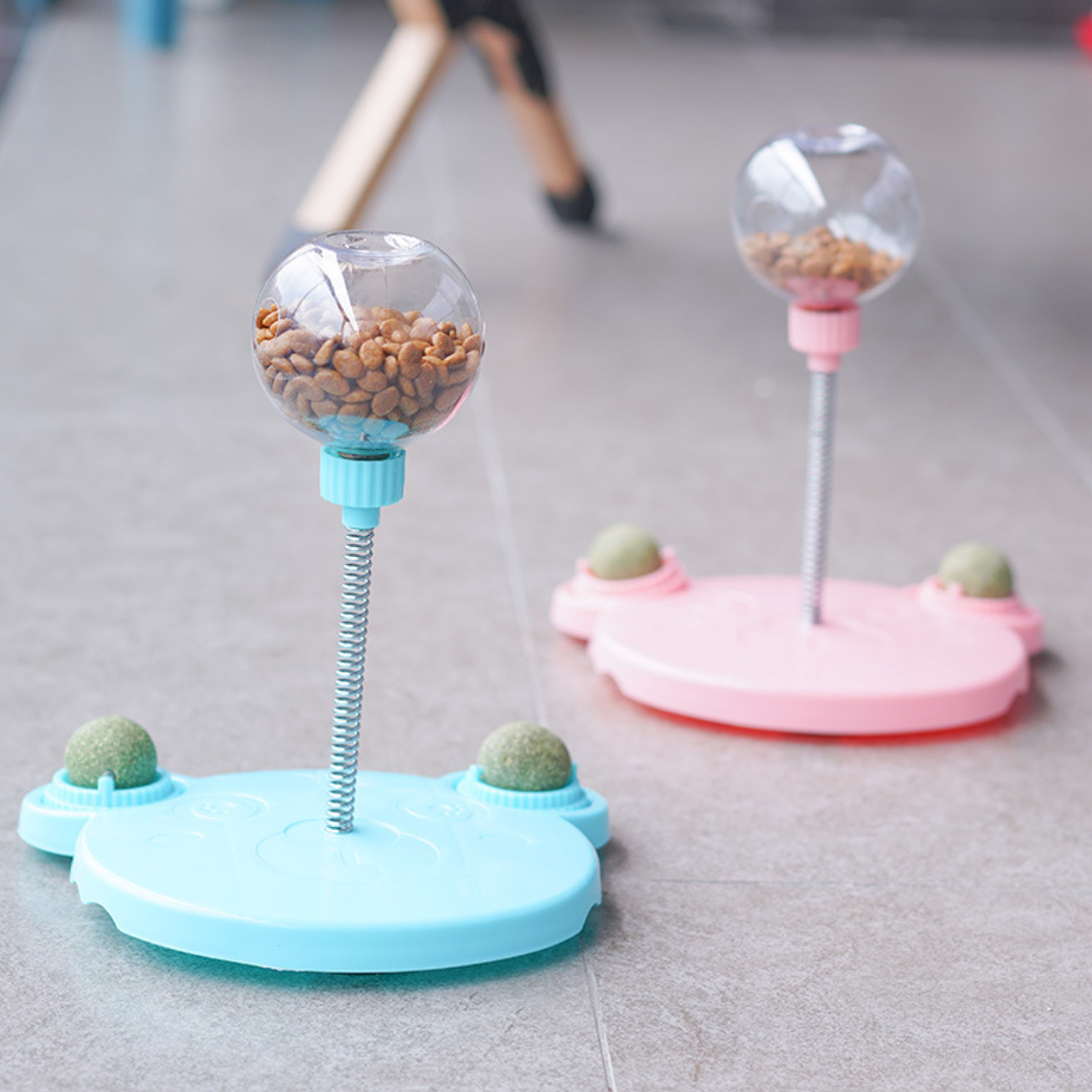 Interactive Cat Toy: Catnip Dispenser for Fun Playtime