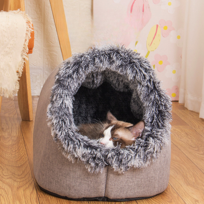 Cozy Winter Cat House Bed - Warm & Enclosed Pet Accessory