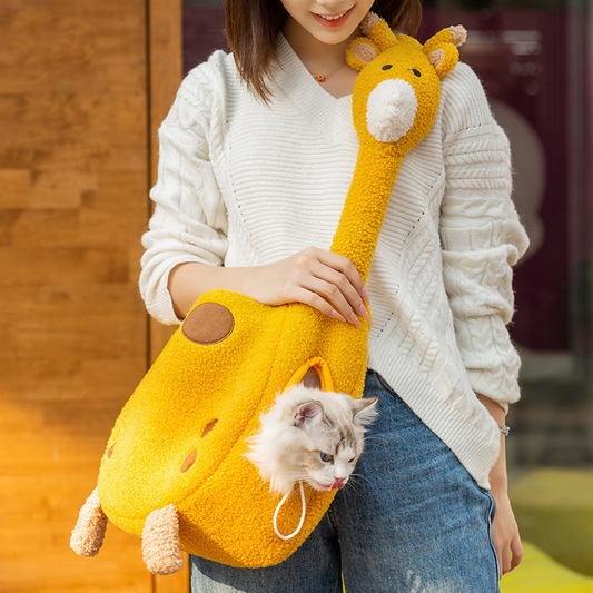 Giraffe Cat Carrier Bag - Fun & Soft Pet Accessory