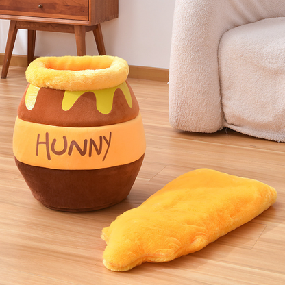 Cozy Covered Cat Bed - Perfect for Autumn & Winter Comfort