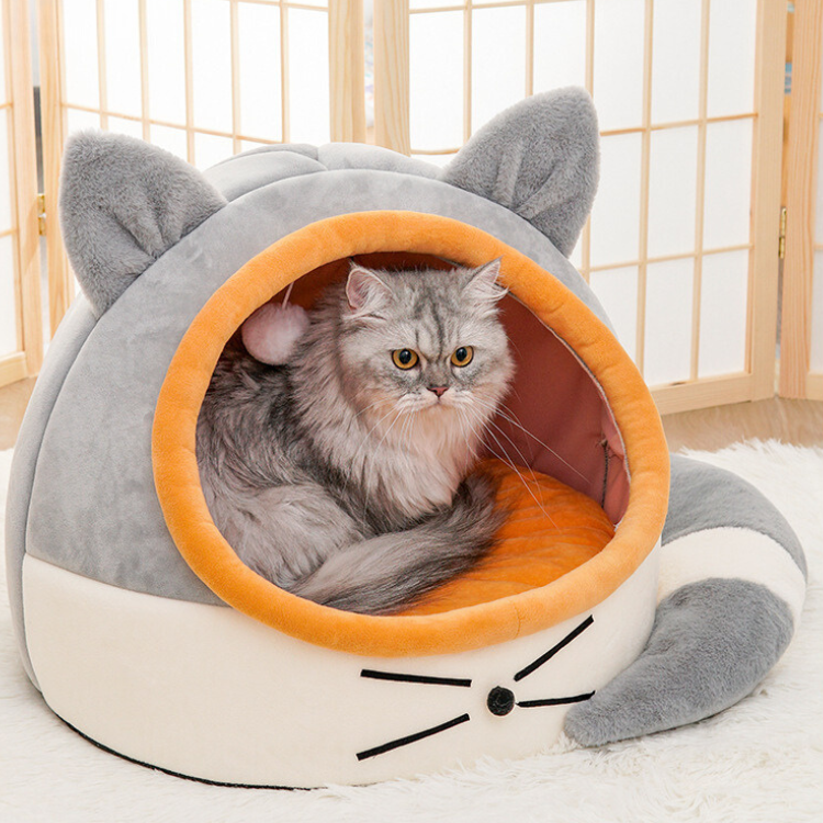 Cozy Enclosed Cat Bed for Warm Winter Comfort