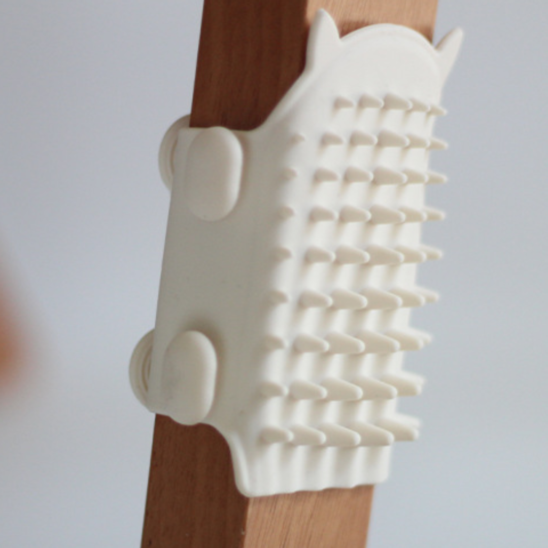 Interactive Silicone Cat Grooming Brush for Relaxing Massage