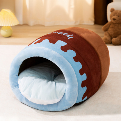 Cozy Honey Pot Winter Cat Bed - Warm & Stylish Pet Accessory