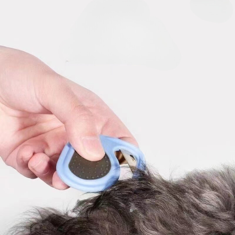 Detangling Pet Grooming Tool for Cats & Dogs - Gentle & Effective