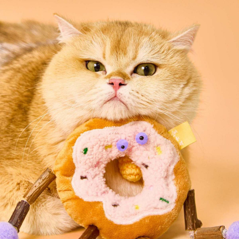 Interactive Plush Cat Toy Treats - Fun & Adorable Collection