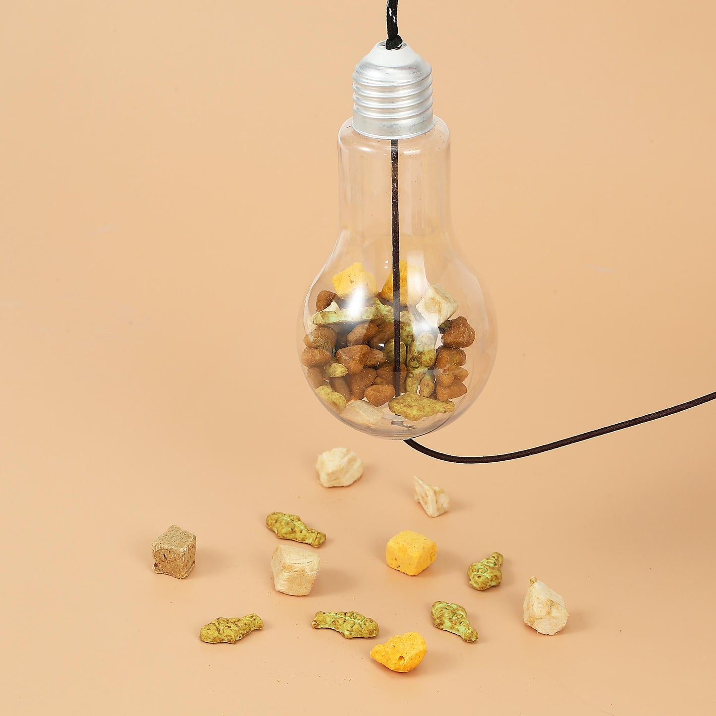 Interactive Cat Toy: Fun Treat Dispenser for Engaging Play